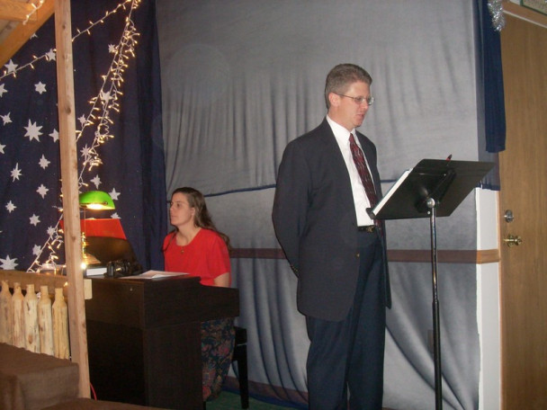 Pastor Mike and Sue Lemmon, Christmas Play